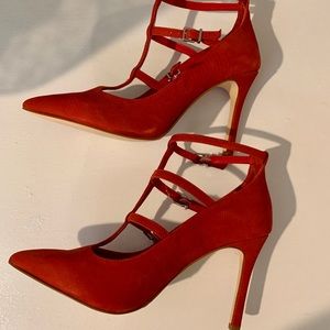 Beautiful shoes, sz 6.5 Giani Bini. Never worn.